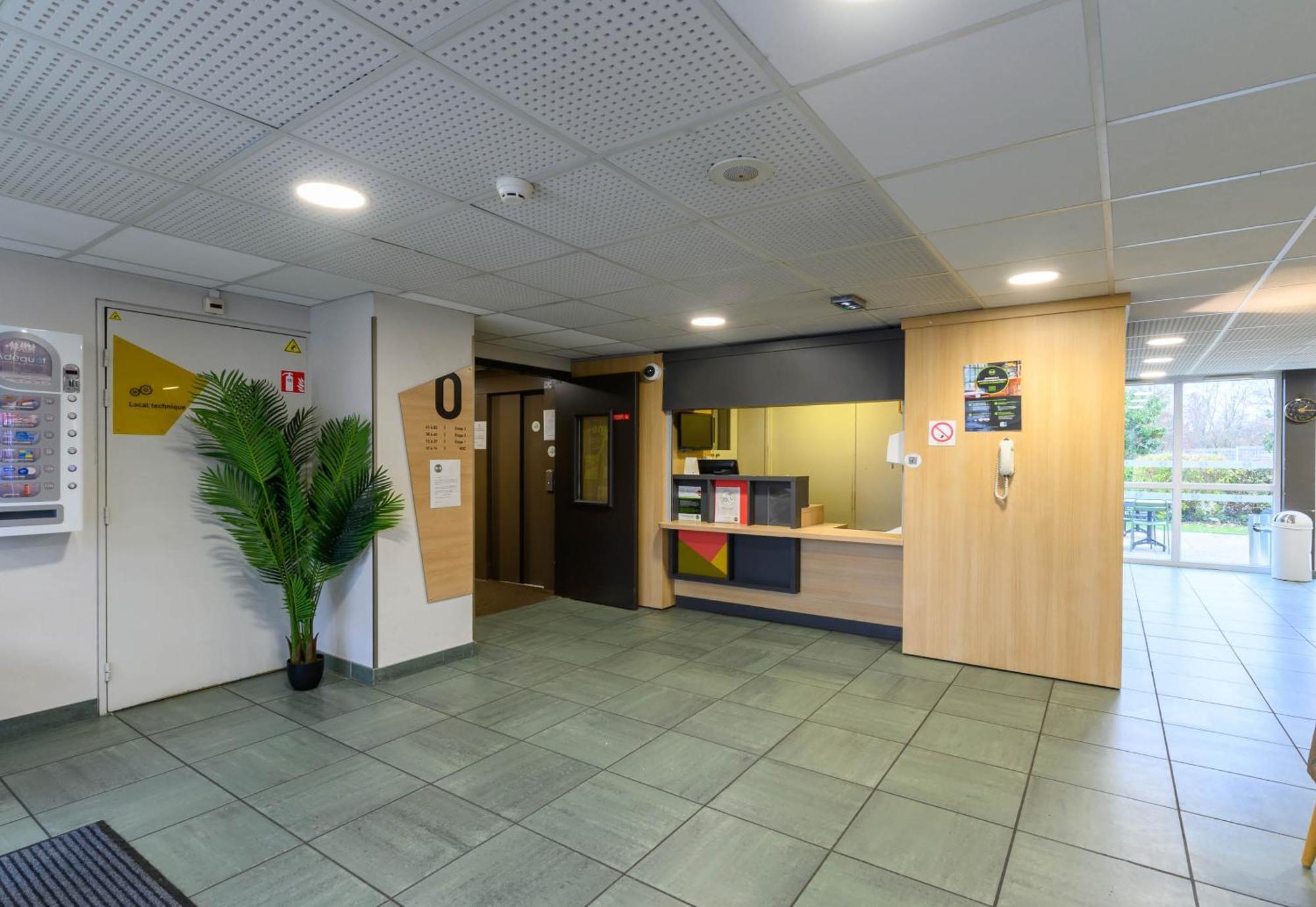 B&B Hotel Creil Chantilly 외부 사진
